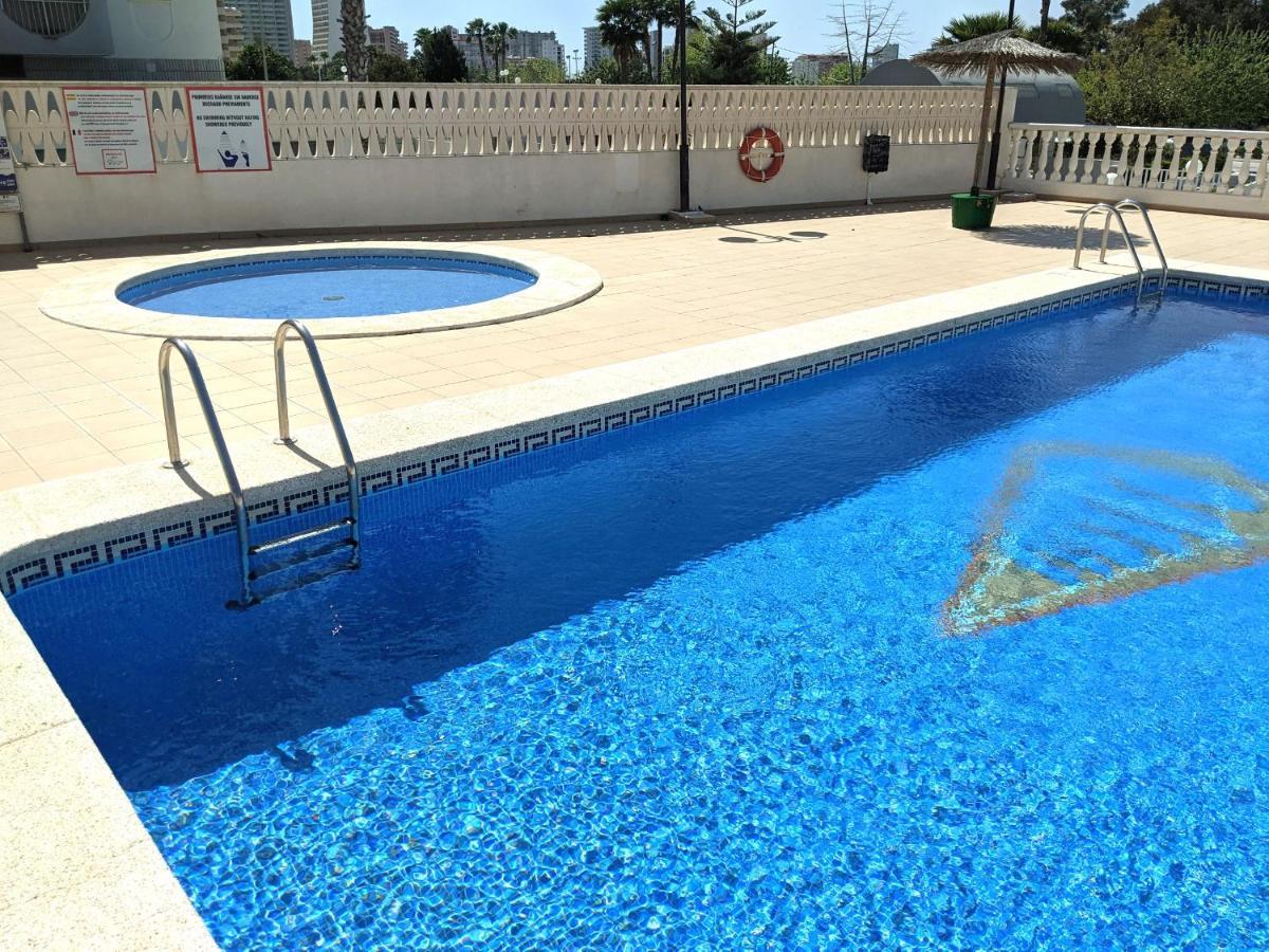 Cabeho Beach Homes 卡尔佩 外观 照片